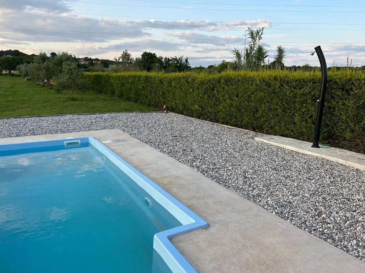 Villa Dora House With Wifi And Outdoor Swimming Pool Pula Ferienhaus