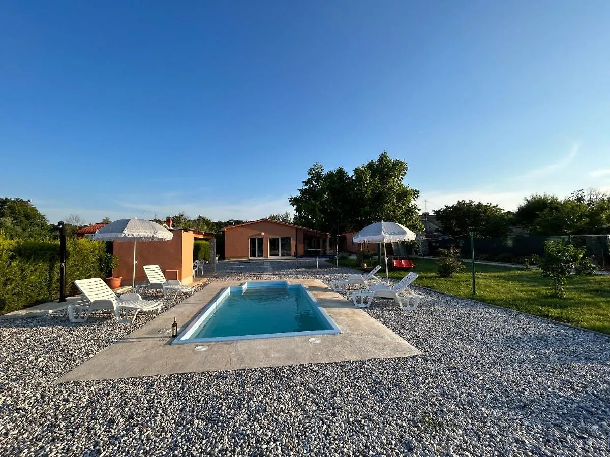 Dora House With Wifi And Outdoor Swimming Pool Villa Pula 0*,
